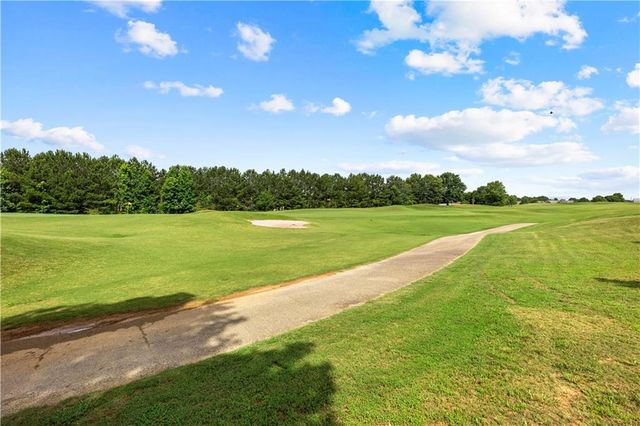 3256 Alhambra Circle, Hampton, GA 30228