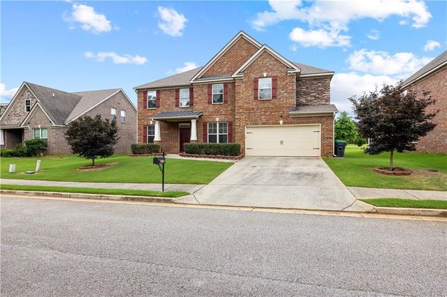 3256 Alhambra Circle, Hampton, GA 30228