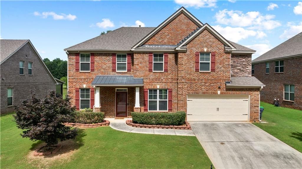 3256 Alhambra Circle, Hampton, GA 30228