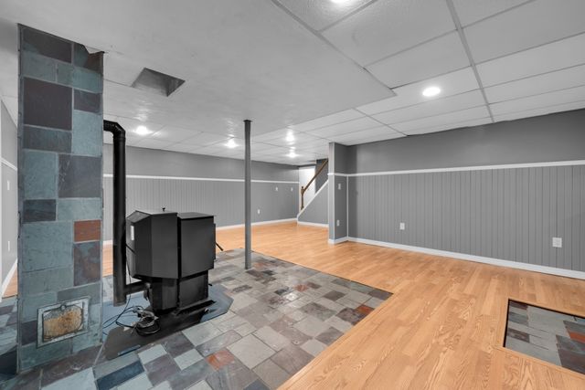 139 Podunk Rd, Sturbridge, MA 01566