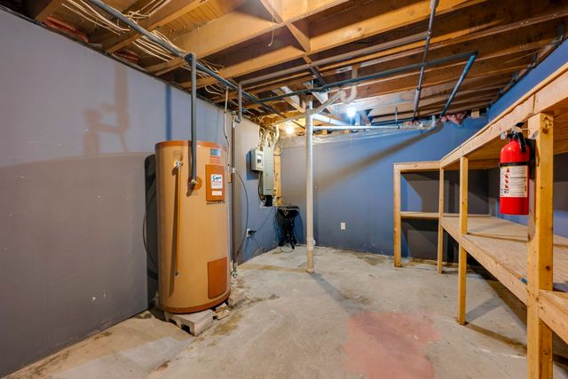 139 Podunk Rd, Sturbridge, MA 01566