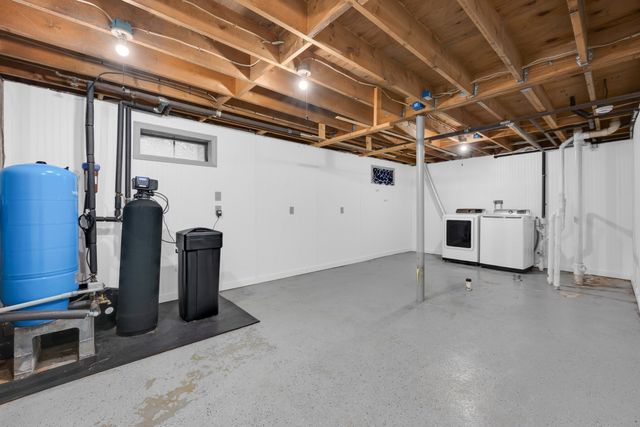 139 Podunk Rd, Sturbridge, MA 01566
