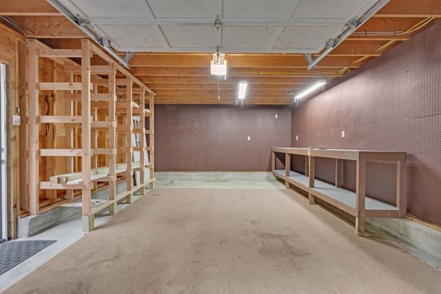 139 Podunk Rd, Sturbridge, MA 01566