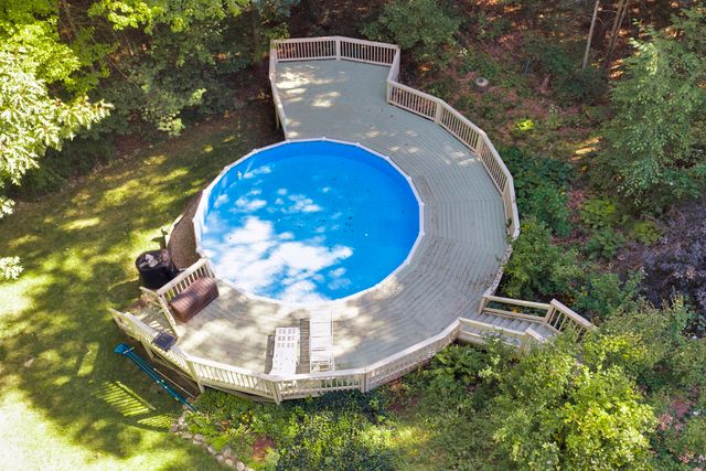 139 Podunk Rd, Sturbridge, MA 01566
