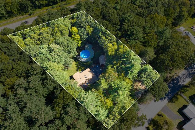 139 Podunk Rd, Sturbridge, MA 01566