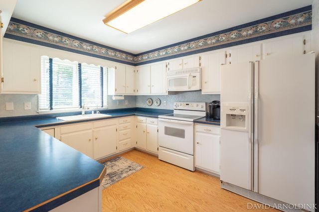3592 Tibet Avenue, Kalamazoo City, MI 49004