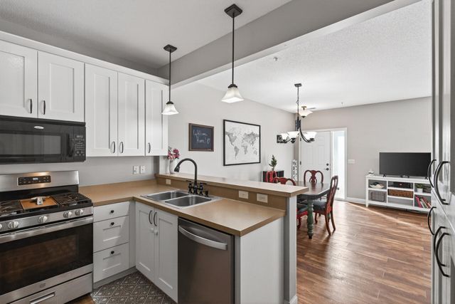 7769 Madelyn Creek Drive, Victoria, MN 55386