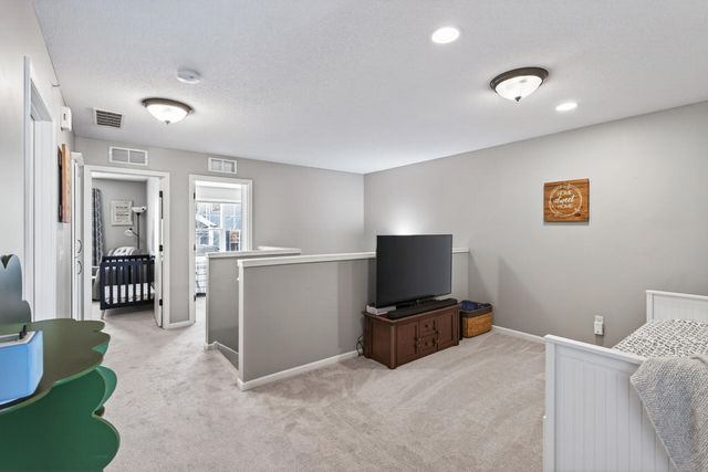 7769 Madelyn Creek Drive, Victoria, MN 55386