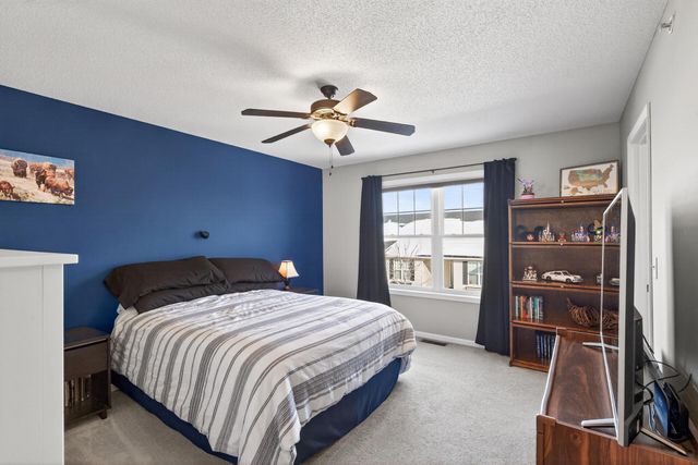 7769 Madelyn Creek Drive, Victoria, MN 55386