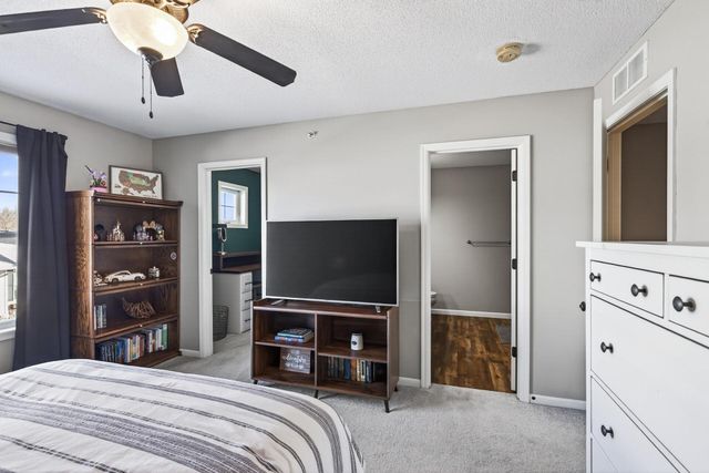 7769 Madelyn Creek Drive, Victoria, MN 55386