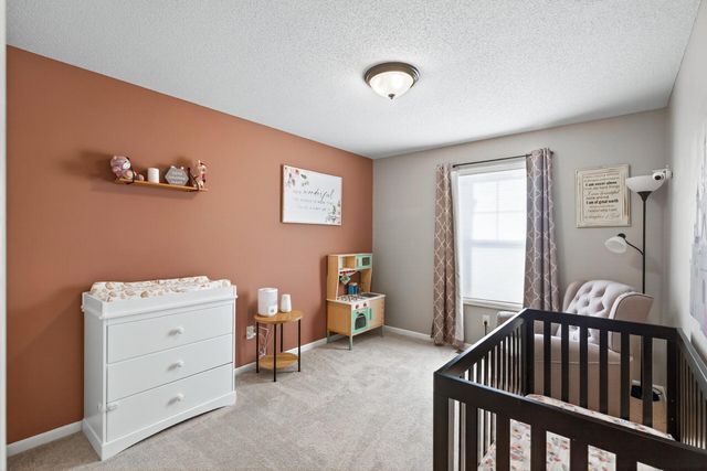 7769 Madelyn Creek Drive, Victoria, MN 55386