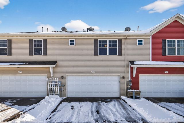 7769 Madelyn Creek Drive, Victoria, MN 55386