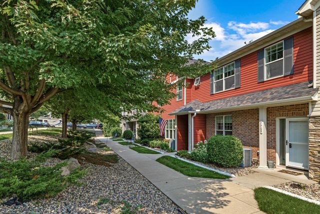 7769 Madelyn Creek Drive, Victoria, MN 55386