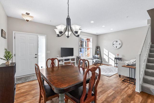 7769 Madelyn Creek Drive, Victoria, MN 55386