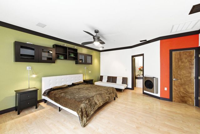 1301 S 1st ST 1 & 2, Austin, TX 78704