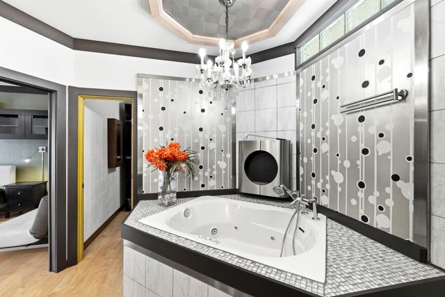 1301 S 1st ST 1 & 2, Austin, TX 78704