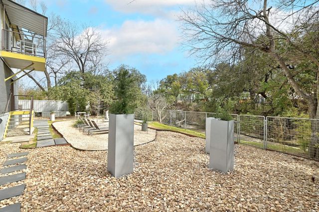 1301 S 1st ST 1 & 2, Austin, TX 78704