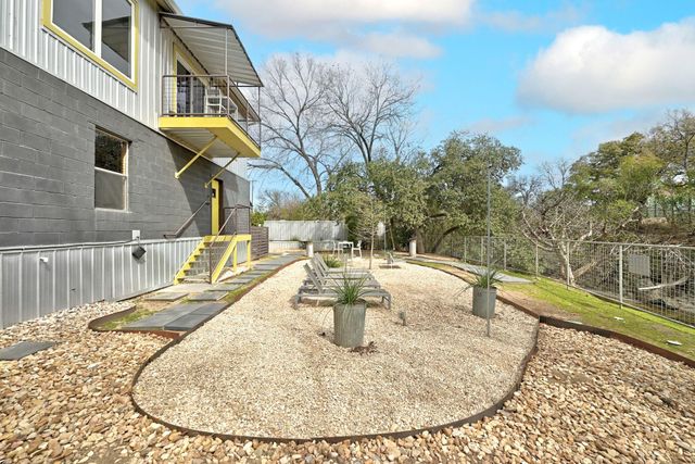 1301 S 1st ST 1 & 2, Austin, TX 78704