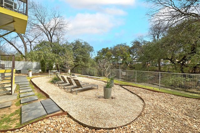 1301 S 1st ST 1 & 2, Austin, TX 78704