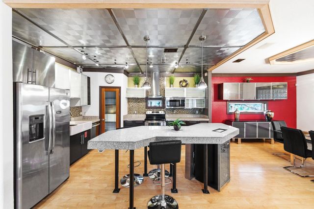 1301 S 1st ST 1 & 2, Austin, TX 78704