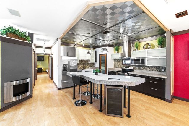 1301 S 1st ST 1 & 2, Austin, TX 78704