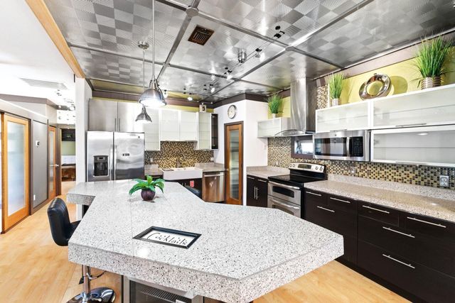 1301 S 1st ST 1 & 2, Austin, TX 78704