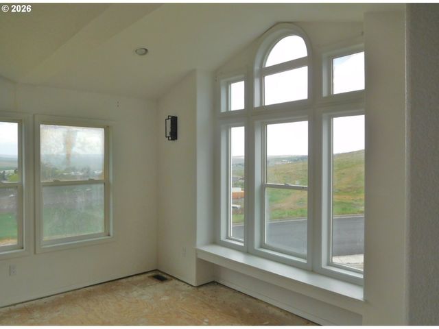 730 Nw 23RD St, Pendleton, OR 97801