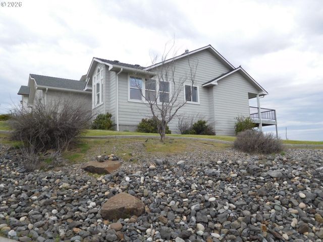 730 Nw 23RD St, Pendleton, OR 97801