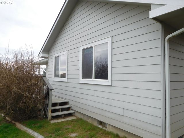 730 Nw 23RD St, Pendleton, OR 97801