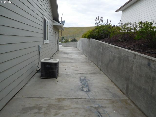 730 Nw 23RD St, Pendleton, OR 97801