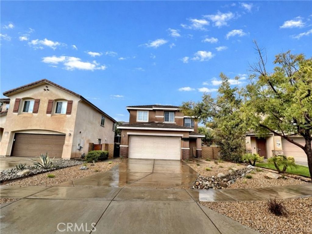 18394 Damiana, San Bernardino, CA 92407