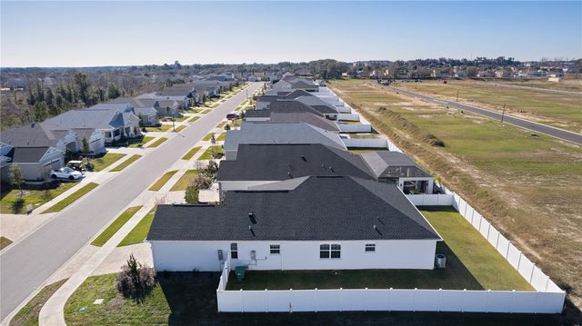 12624 NE 49TH DRIVE, Oxford, FL 34484