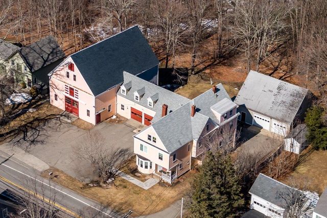 221 Atlantic Avenue, North Hampton, NH 03862