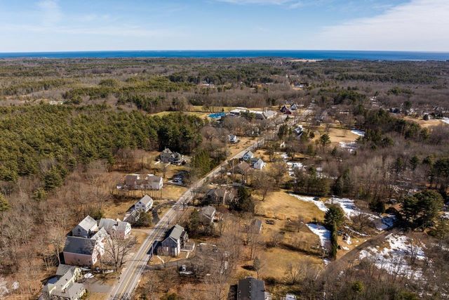 221 Atlantic Avenue, North Hampton, NH 03862
