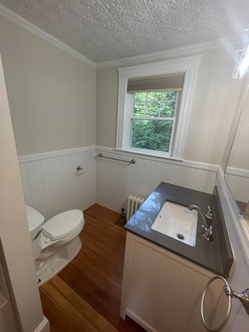 221 Atlantic Avenue, North Hampton, NH 03862