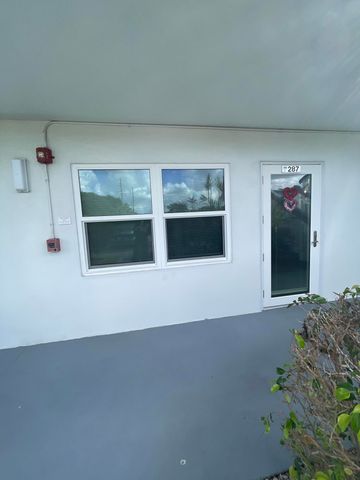287 Prescott O 287, Deerfield Beach, FL 33442