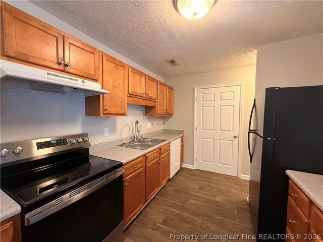 4029 Professional Drive 14, Hope Mills, NC 28348