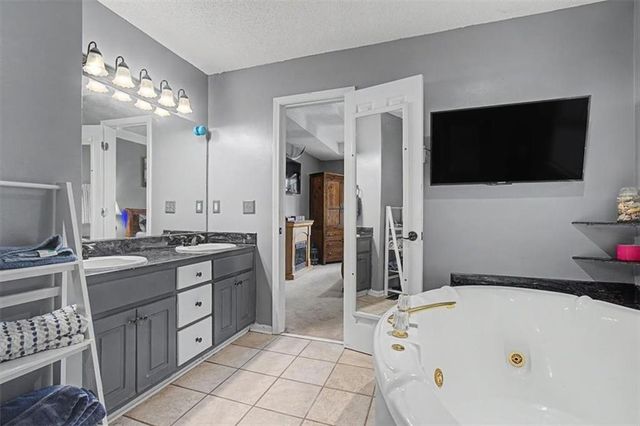 32 Country Meadow Way NW, Cartersville, GA 30121