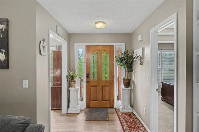 32 Country Meadow Way NW, Cartersville, GA 30121