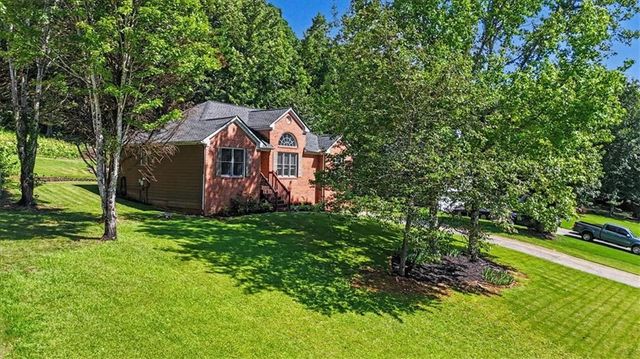 32 Country Meadow Way NW, Cartersville, GA 30121