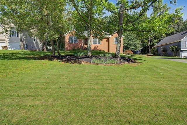 32 Country Meadow Way NW, Cartersville, GA 30121