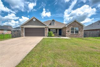 640 Spur Lane, Centerton, AR 72719