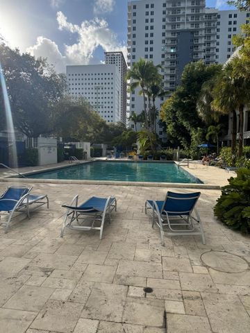 850 N Miami Ave 703, Miami, FL 33136