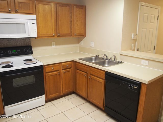 7920 MERRILL Road 1716, Jacksonville, FL 32277
