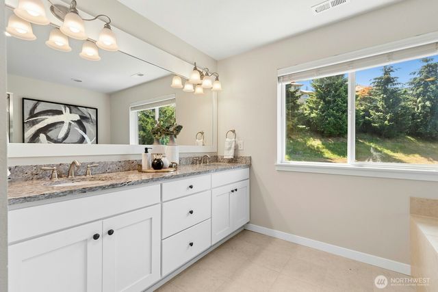 23225 SE 50th Street, Issaquah, WA 98029