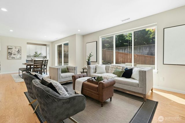 23225 SE 50th Street, Issaquah, WA 98029