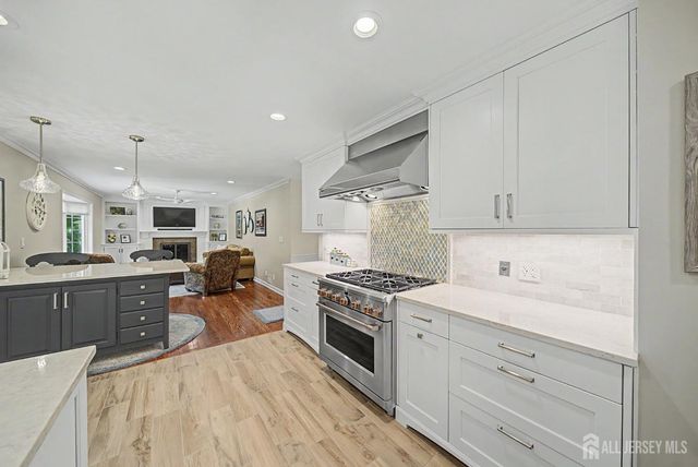 13 MABRO Drive, Denville, NJ 07834