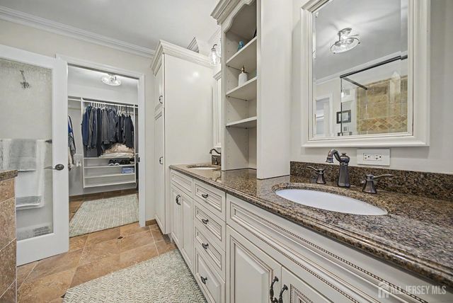 13 MABRO Drive, Denville, NJ 07834