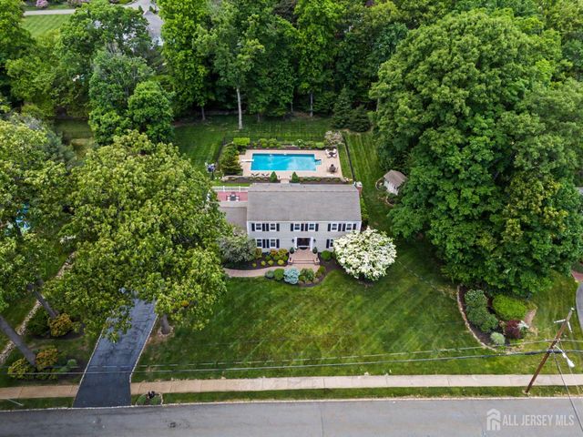 13 MABRO Drive, Denville, NJ 07834