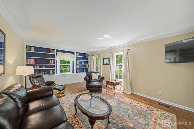13 MABRO Drive, Denville, NJ 07834